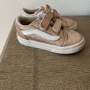 Children Unisex Sneakers & Athletic Shoes Vans Kids Old Skool size 7Toddler